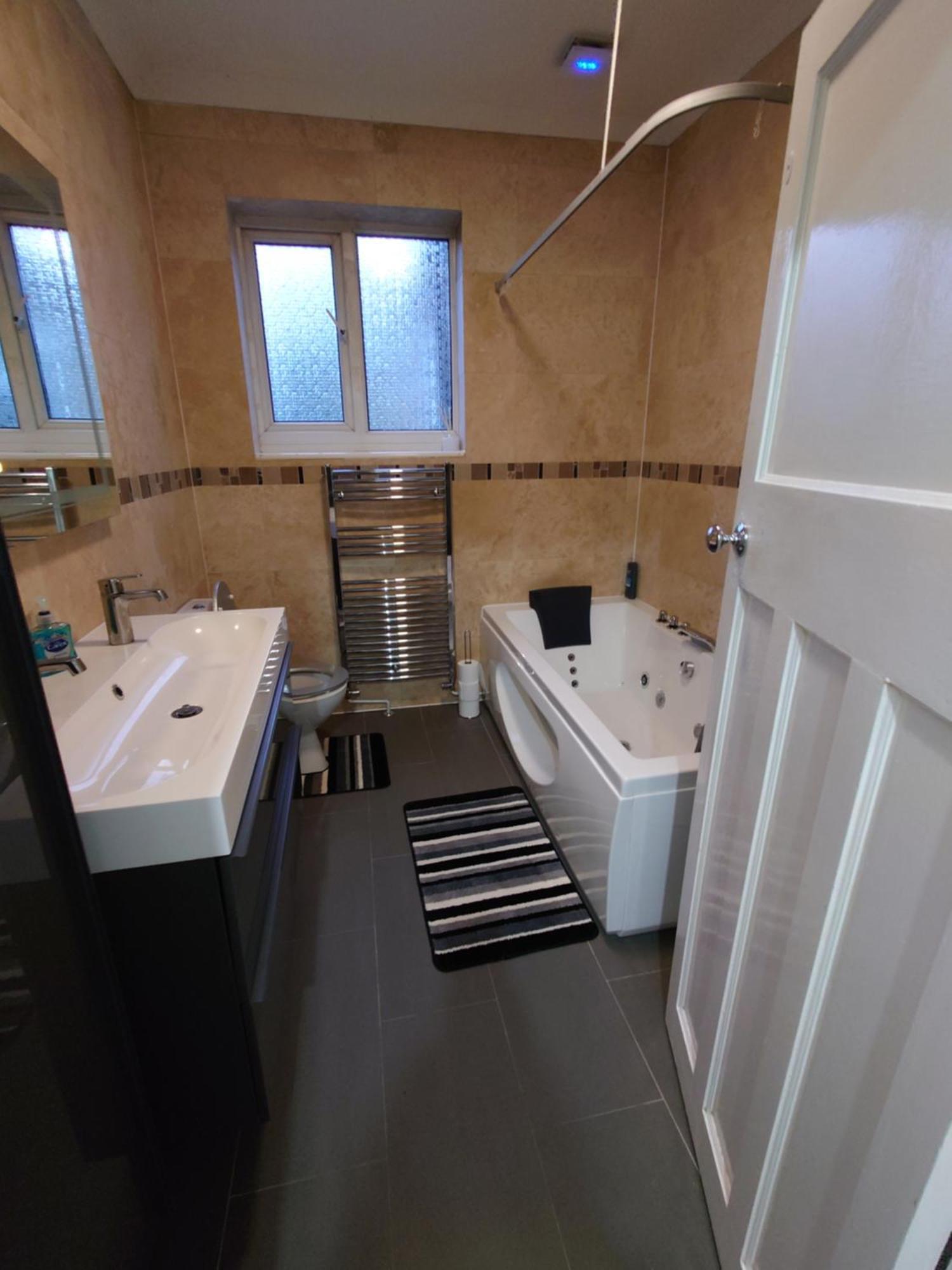 Edwardian 4 Bedrooms With 4 Bathrooms Townhouse, Next To Underground, Accommodates 10 People Londyn Zewnętrze zdjęcie